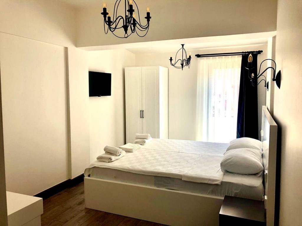 Victoria Hotel And Lounge Фоча Экстерьер фото