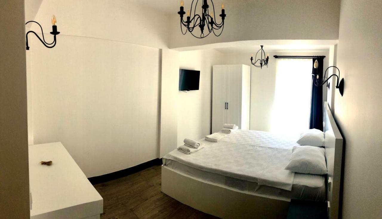 Victoria Hotel And Lounge Фоча Экстерьер фото