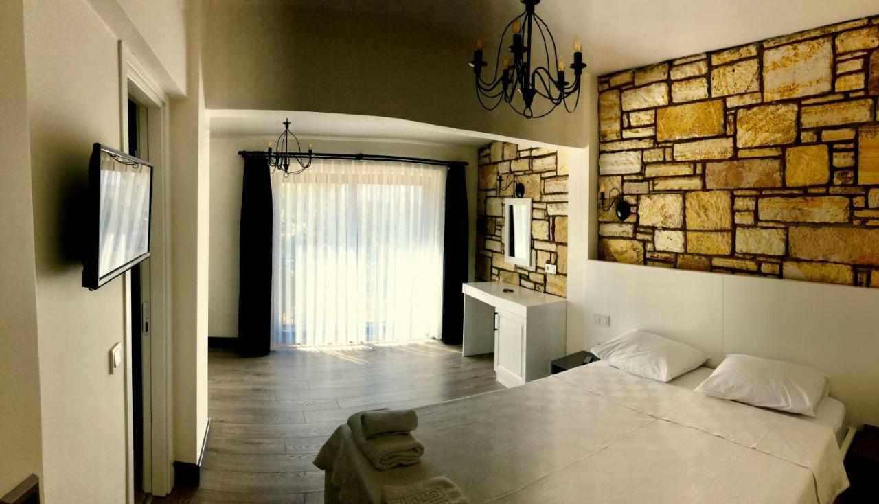 Victoria Hotel And Lounge Фоча Экстерьер фото